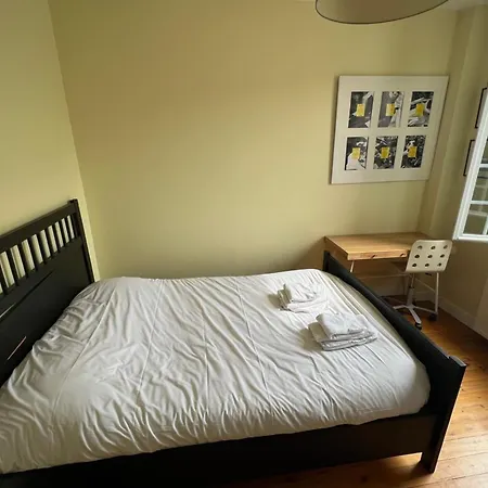 Cosy Town House With Its Beautiful Terrace * 도빌