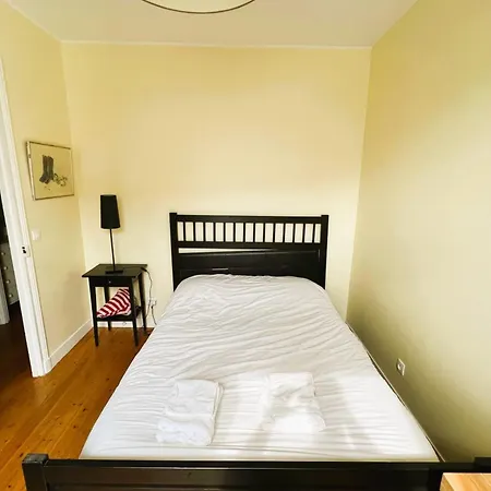 펜션 Cosy Town House With Its Beautiful Terrace *