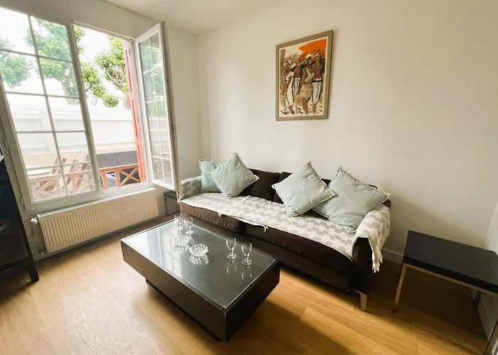 Tatil Evi Cosy Town House With Its Beautiful Terrace